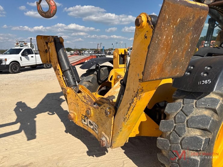 2017-jcb-510-56-image-9