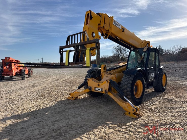 2017-jcb-510-56-image-4