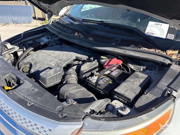 2014-ford-explorer-image-9