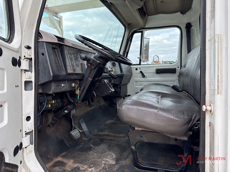 1996-international-4700-image-18