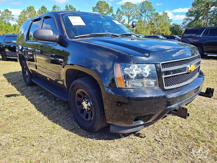 2014-chevrolet-tahoe-image-4