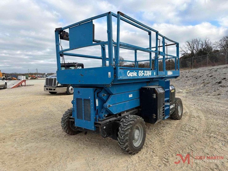 2016-genie-gs-3384-rough-terrain-scissor-lift-image-7
