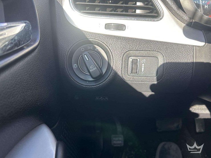 2016-dodge-journey-image-16