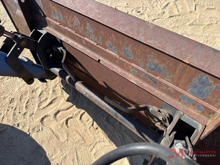 new-holland-tl100-image-18