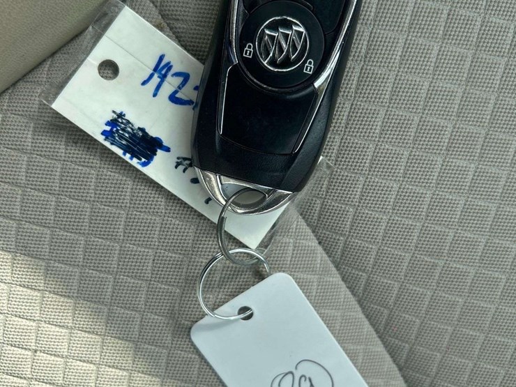 2018-buick-encore-image-37