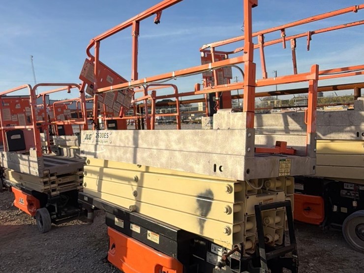 jlg-2630es-image-3