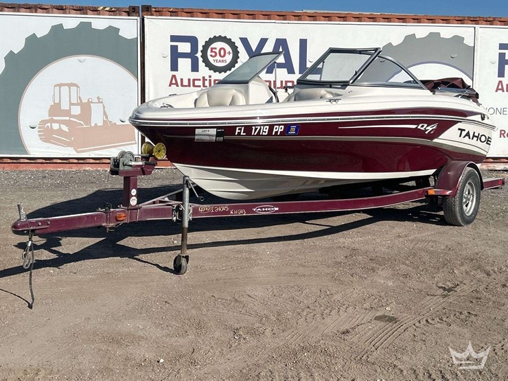 2013-tahoe-q4-boat-with-s/a-boat-trailer-image-1