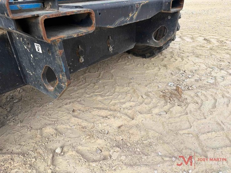 2016-genie-gs-3384-rough-terrain-scissor-lift-image-13