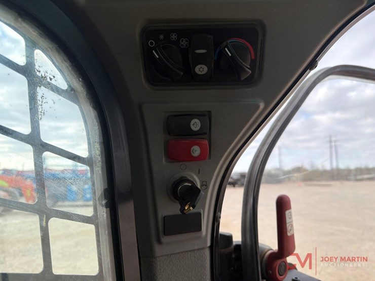 caterpillar-259d-image-18