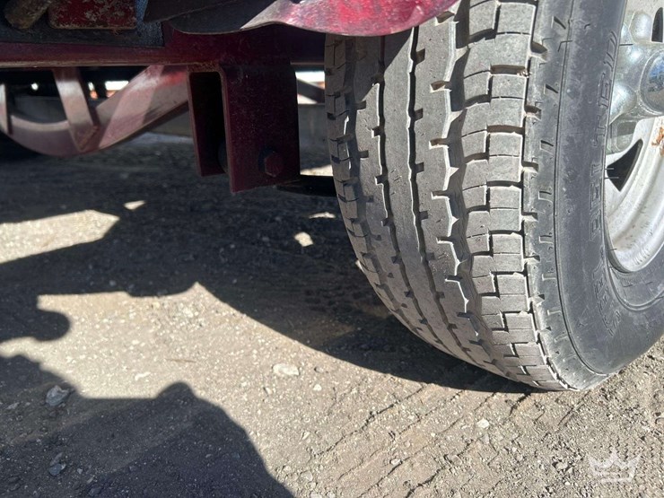 2013-tahoe-q4-boat-with-s/a-boat-trailer-image-35