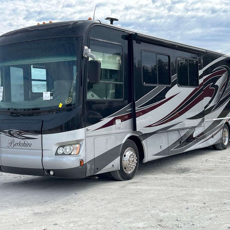 2013 Freightliner Forest River 390BH 39ft. Class A Motorhome