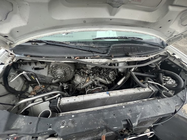 2014-chevrolet-express-paratransit-bus-image-15