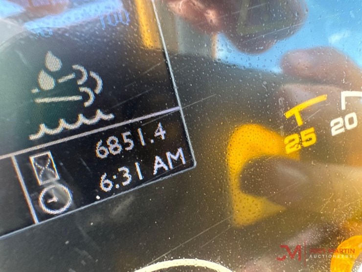 2017-jcb-510-56-image-19