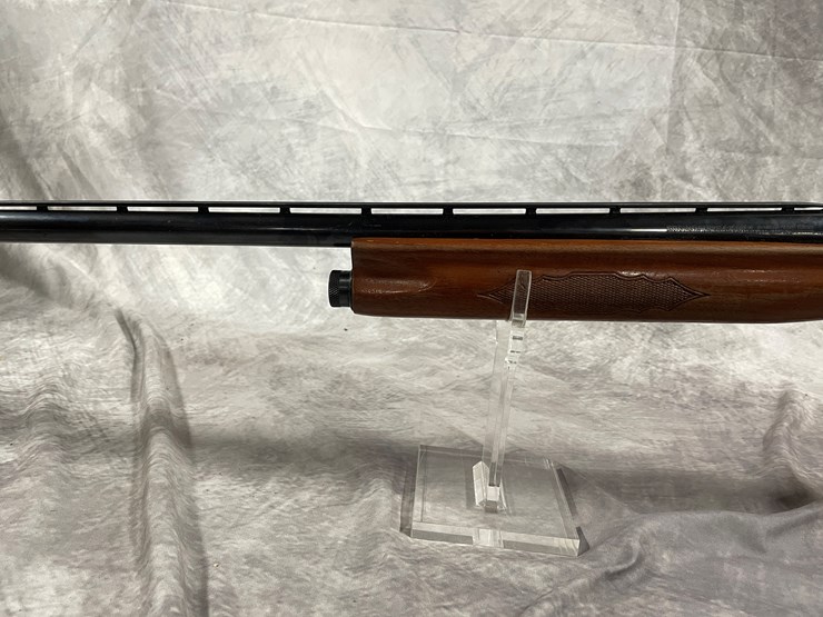 #4053-•-ithaca-model-51,-12-ga.-semi-auto-shotgun,-sn:-510097682,-(neenah,-wi)-image-9
