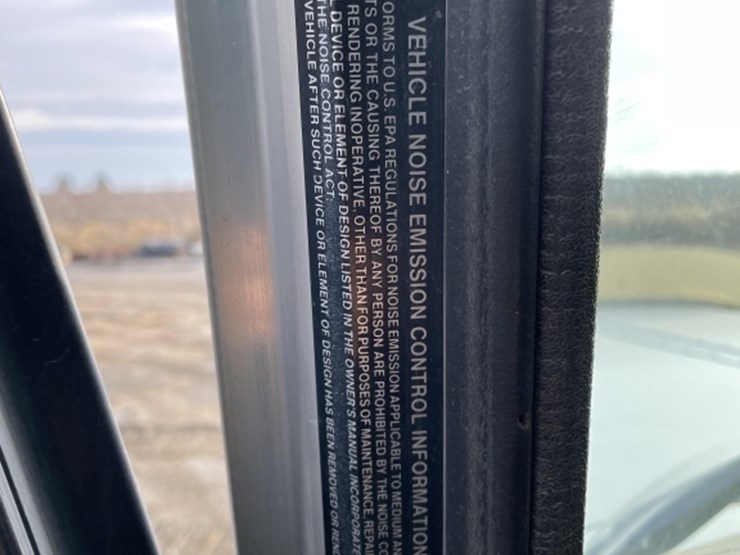 1988-peterbilt-379-image-37