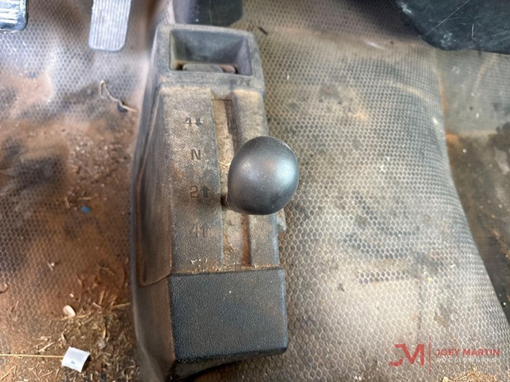 2008-chevrolet-silverado-2500-image-28