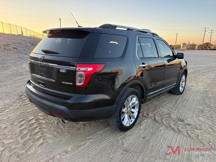 ford-explorer-image-3