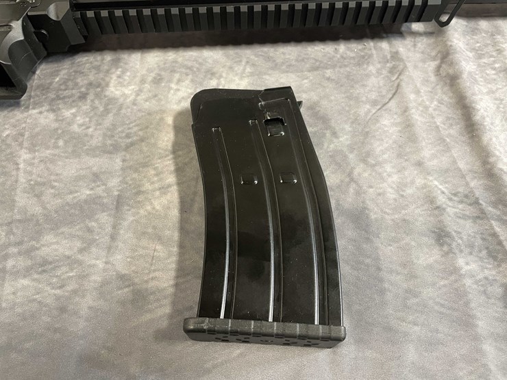 #4063-•-radikal-mkx-3,-12-ga.-semi-auto-shotgun,-sn:-w-06470,-(neenah,-wi)-image-17