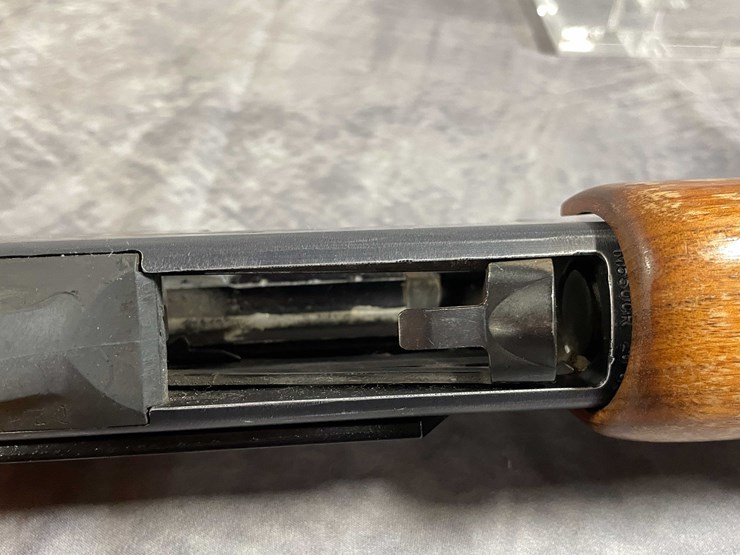 #4057-•-mossberg-model-550,-20-ga.-pump-action-shotgun,-sn:-nsn,-(neenah,-wi)-image-18