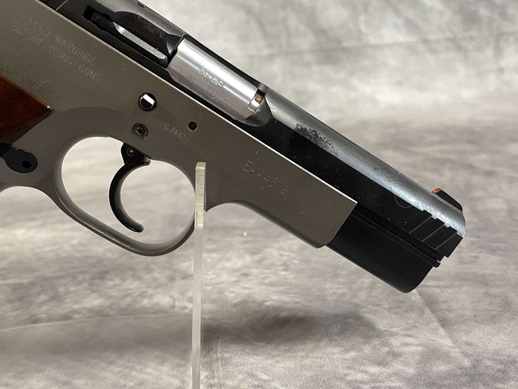 #5196-•-tanfoglio,-10mm-semi-auto-pistol,-sn:-ea44619,-(neenah,-wi)-image-4