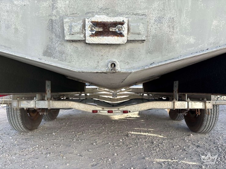 2011-armstong-marine-pilot-house-boat-w/-t/a-boat-trailer-image-66