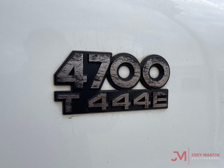 1996-international-4700-image-14