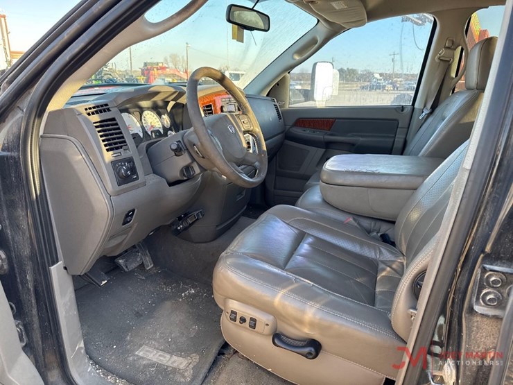 dodge-ram-3500-image-14