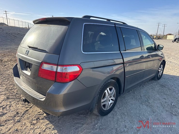 2007-honda-odyssey-image-2