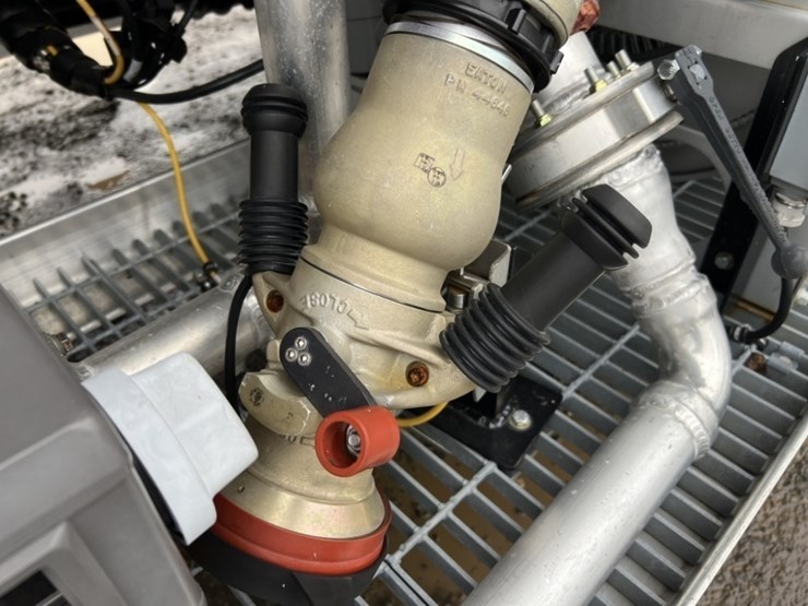 international-durastar-4300-image-23