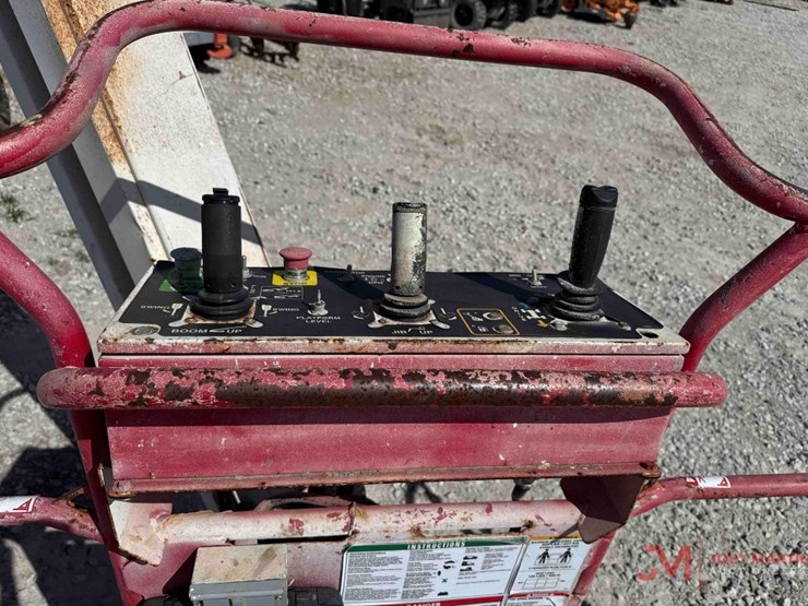 2015-mec-boom-60-j-boom-lift-image-11