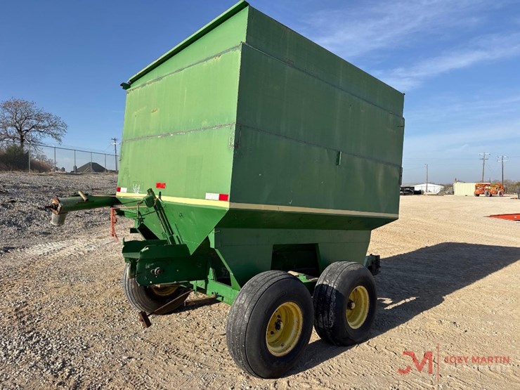 john-deere-pull-grain-cart-image-2