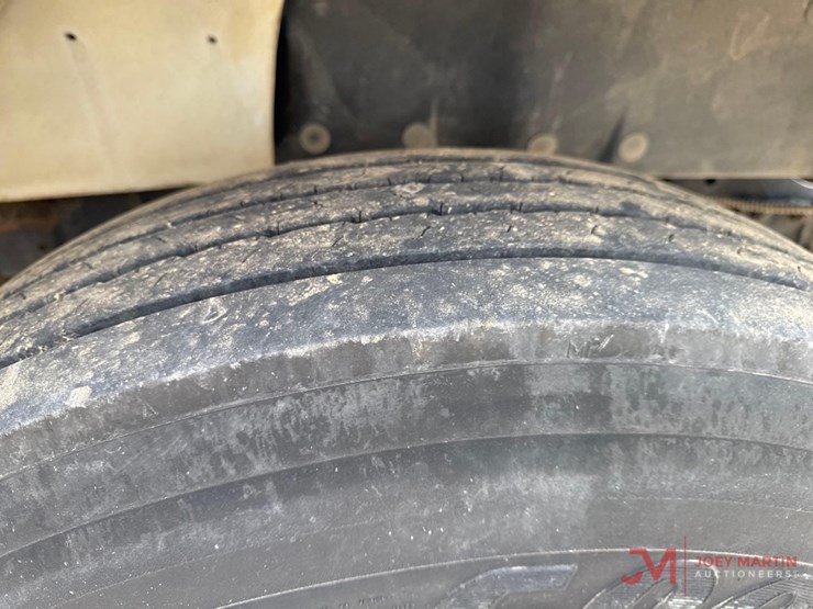 1996-international-4700-image-13