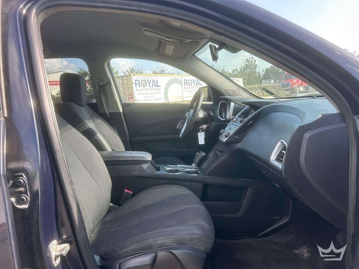 2017-chevrolet-equinox-image-17