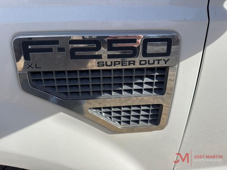 2008-ford-f250-xl-image-7