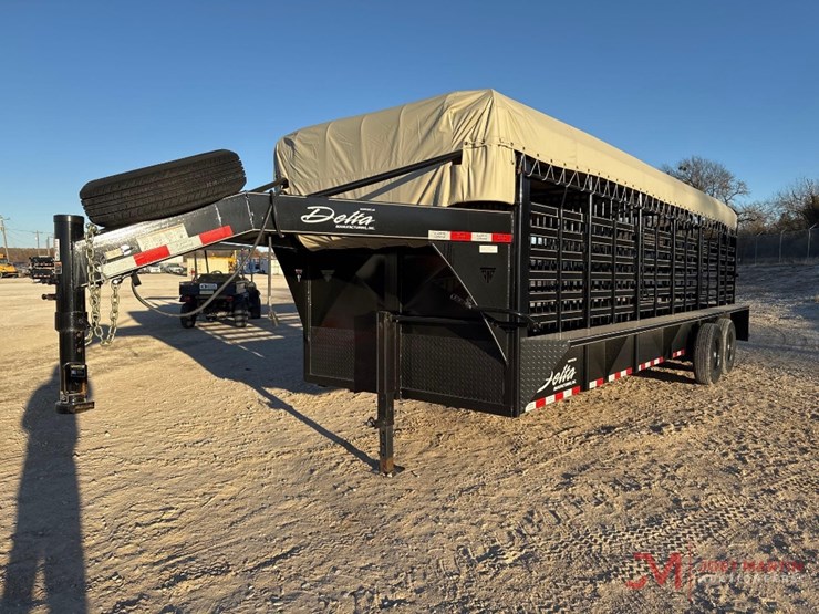 new-2025-delta-24'-gooseneck-cattle-trailer-image-3
