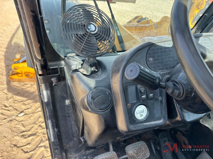 2017-jcb-510-56-image-30