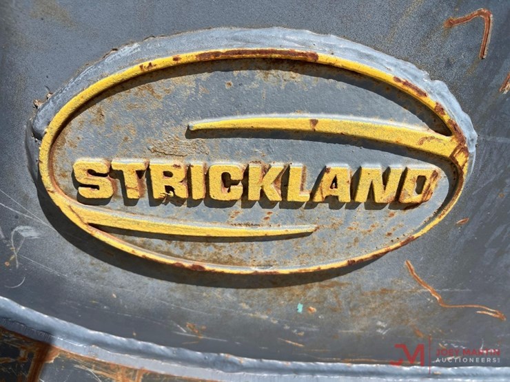 strickland-22"-excavator-tooth-bucket-w/-welded-on-sand-foot-image-9
