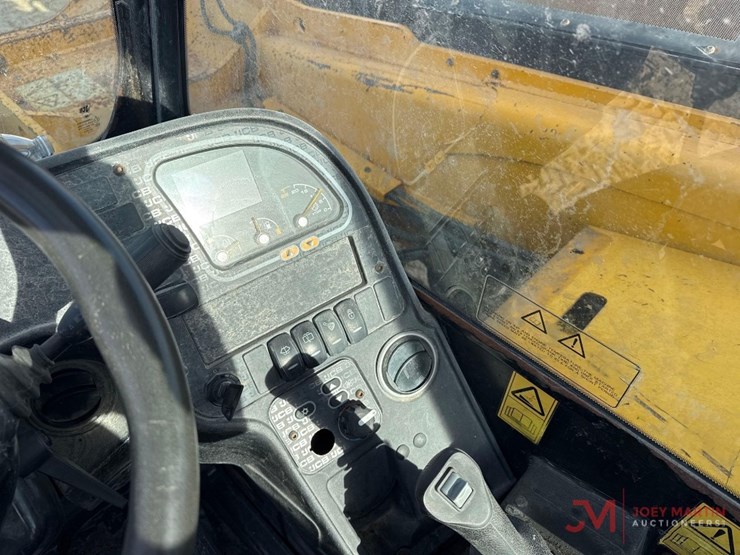 2017-jcb-510-56-image-28