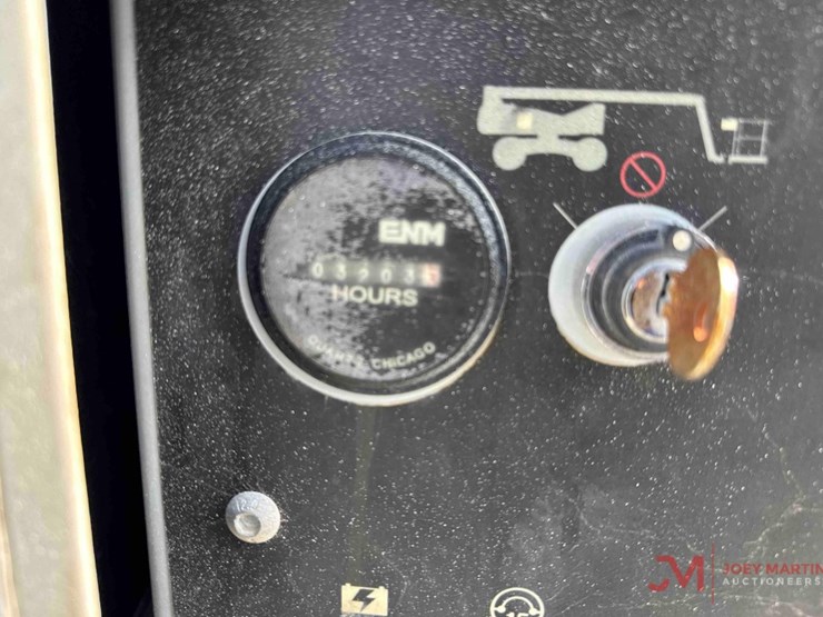 2015-mec-boom-60-j-boom-lift-image-7