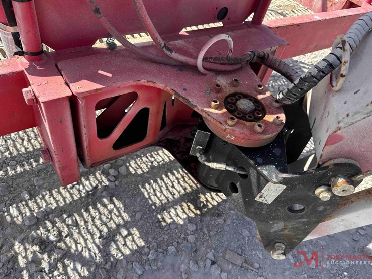 2015-mec-boom-60-j-boom-lift-image-13