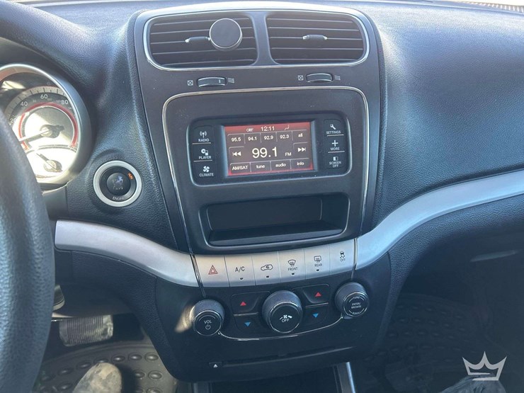 2016-dodge-journey-image-15