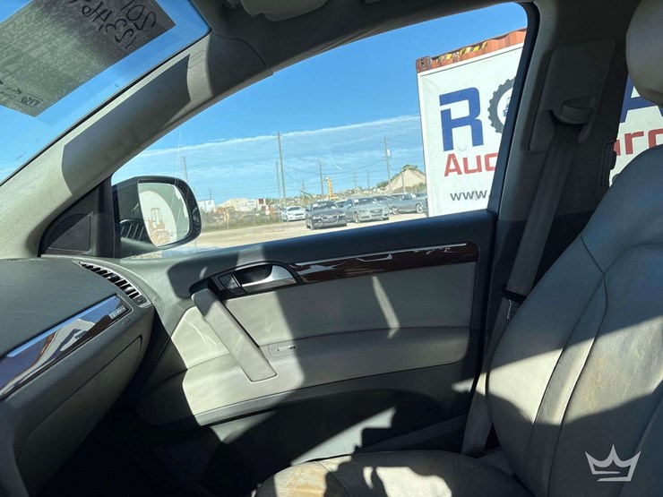 2014-audi-q7-image-17