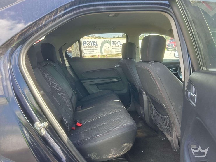 2017-chevrolet-equinox-image-22