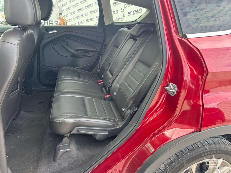 2014-ford-escape-image-18