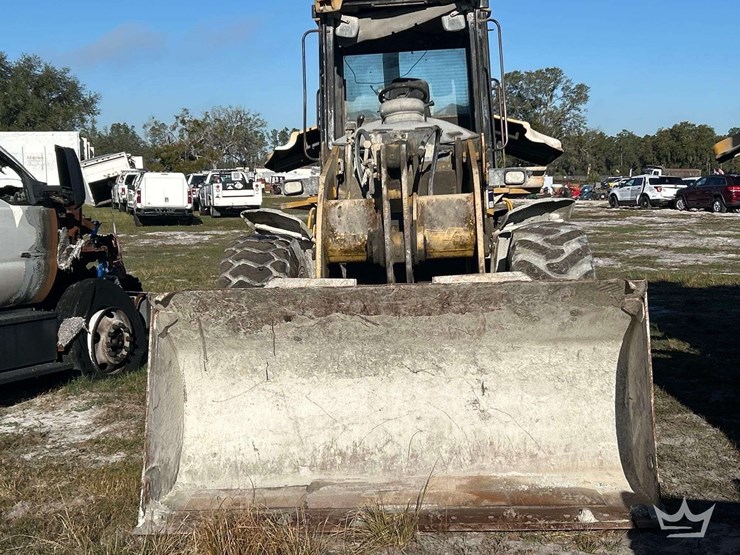 caterpillar-928g-image-15