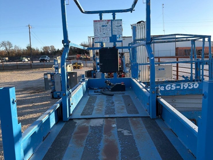 2019-genie-gs3232-image-11