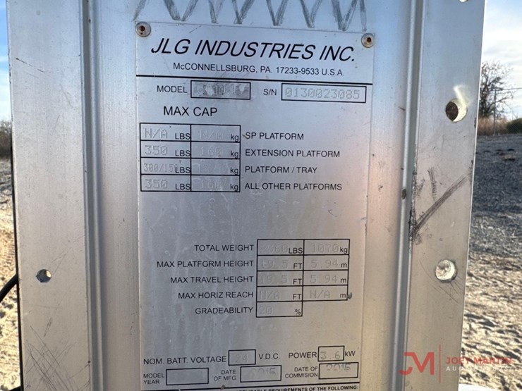 2015-jlg-20mvl-image-9