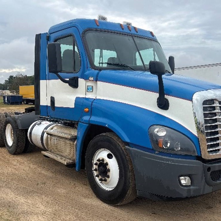 2019 FREIGHTLINER CASCADIA 125