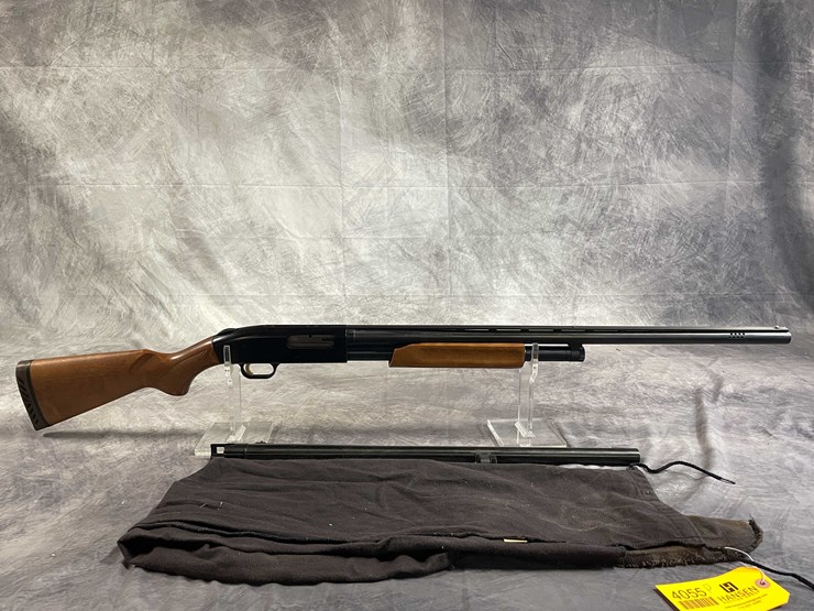 #4055-•-mossberg-500a,-12-ga.-pump-action-shotgun,-sn:-r020033,-(neenah,-wi)-image-1