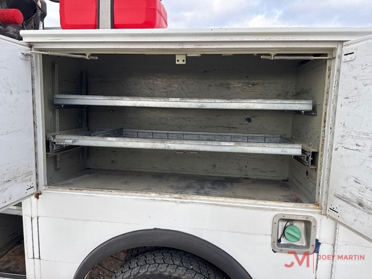 2020-ford-f450-xl-image-14